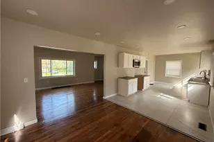 1530 Olmsted Pl, Dayton, OH 45406 - Photo 6