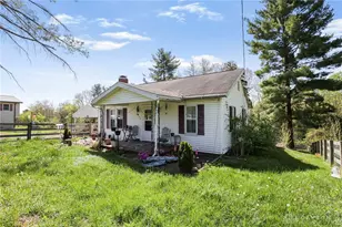 2390 Ridge Rd, Zanesville, OH 43701 - Photo 6