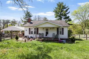 2390 Ridge Rd, Zanesville, OH 43701 - Photo 2