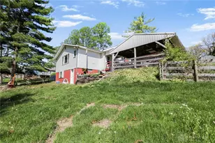 2390 Ridge Rd, Zanesville, OH 43701 - Photo 32