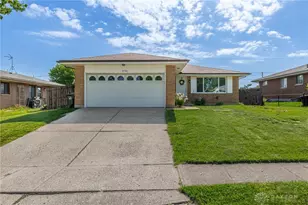 2740 Horstman Dr, Kettering, OH 45429 - Photo 2