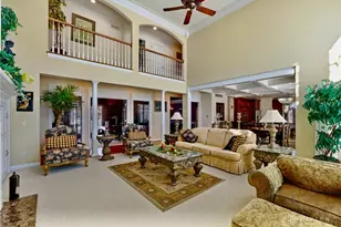 8077 Laurel Lake Ct, Liberty Township, OH 45044 - Photo 10