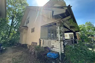 2006 Eastview Ave, Dayton, OH 45405 - Photo 2