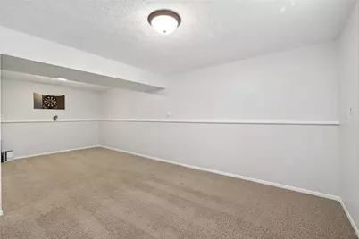 817 W Martindale Road, Englewood, OH 45322 - Photo 22