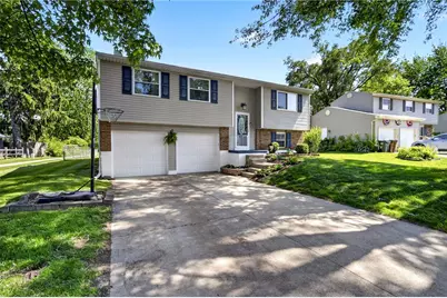 817 W Martindale Road, Englewood, OH 45322 - Photo 2