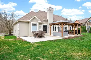 454 Claxton Glen Ct, Washington Twp, OH 45429 - Photo 8