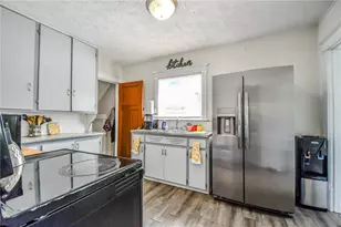 427 Sandalwood Dr, Dayton, OH 45405 - Photo 16