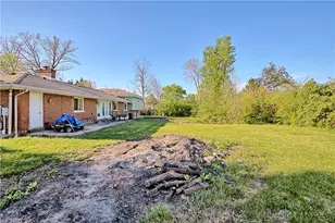 122 Cherryhill Dr, Beavercreek, OH 45440 - Photo 56