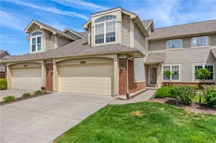3913 E Summit Ridge Dr, Beavercreek, OH 45430 - Photo 2