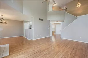 3913 E Summit Ridge Dr, Beavercreek, OH 45430 - Photo 6