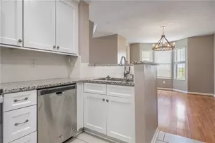 3913 E Summit Ridge Dr, Beavercreek, OH 45430 - Photo 14