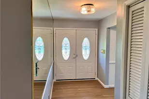 5633 Jeannie Ct, Dayton, OH 45415 - Photo 8