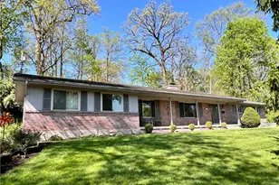 5633 Jeannie Ct, Dayton, OH 45415 - Photo 2