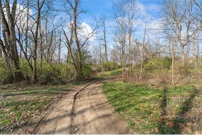 2425 Middleboro Road, Washington Twp, OH 45113 - Photo 18