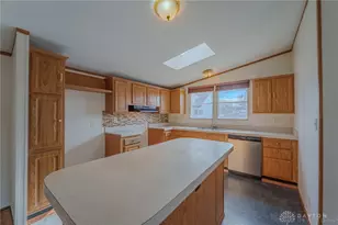 454 E Church St, Xenia, OH 45385 - Photo 10