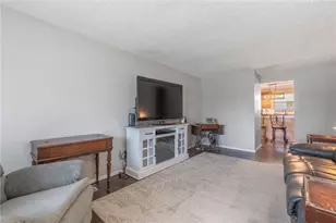 7336 Cohasset Dr, Huber Heights, OH 45424 - Photo 10