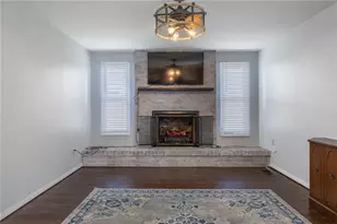 7336 Cohasset Dr, Huber Heights, OH 45424 - Photo 2
