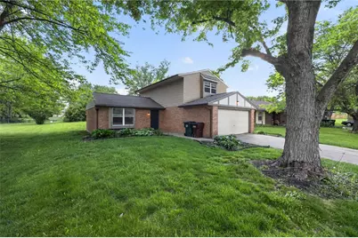2278 Cross Village Drive, Miami Township, OH 45342 - Photo 2