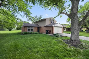 2278 Cross Village Dr, Miami Township, OH 45342 - Photo 2