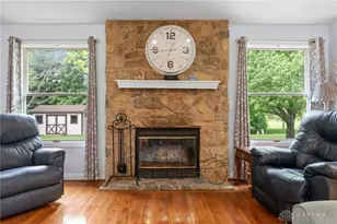 1504 N Regency Dr, Xenia, OH 45385 - Photo 4