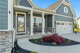 243 Chapel Ct, Troy, OH 45373 - Photo 6