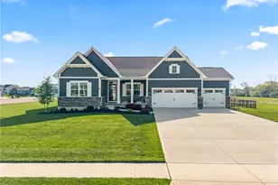 243 Chapel Ct, Troy, OH 45373 - Photo 2