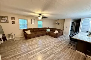 266 Crest Hill Ave, Vandalia, OH 45377 - Photo 4