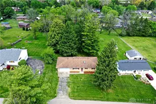 3598 Roselawn Dr, Beavercreek, OH 45430 - Photo 48
