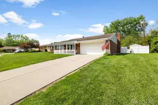 804 Treherne Ln, Englewood, OH 45322 - Photo 40