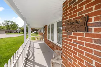 804 Treherne Lane, Englewood, OH 45322 - Photo 4