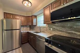 1250 Robbins Run Ct, Centerville, OH 45458 - Photo 6