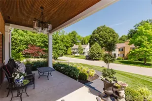 26 E Thruston Blvd, Oakwood, OH 45409 - Photo 6