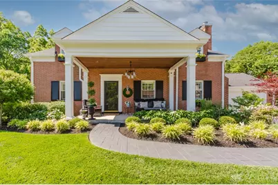 26 E Thruston Boulevard, Oakwood, OH 45409 - Photo 2