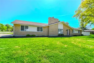 2276 Brookpark Dr, Kettering, OH 45440 - Photo 2