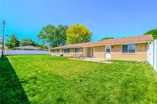 2276 Brookpark Dr, Kettering, OH 45440 - Photo 8