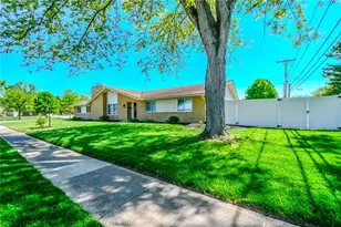 2276 Brookpark Dr, Kettering, OH 45440 - Photo 4