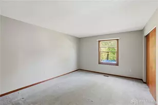 1706 Edith Marie Dr, Dayton, OH 45431 - Photo 28
