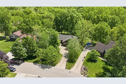 1706 Edith Marie Drive, Beavercreek, OH 45431 - Photo 2
