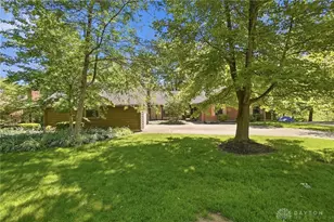 1706 Edith Marie Dr, Dayton, OH 45431 - Photo 4