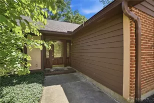 1706 Edith Marie Dr, Dayton, OH 45431 - Photo 6