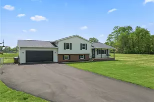 1353 Foust Rd, Xenia Twp, OH 45385 - Photo 2