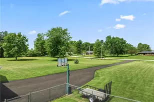 1353 Foust Rd, Xenia Twp, OH 45385 - Photo 4
