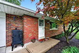 1086 Ceylon Cir, Beavercreek, OH 45430 - Photo 4