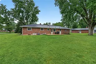 1086 Ceylon Cir, Beavercreek, OH 45430 - Photo 32