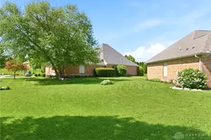 1387 Champions Way, Beavercreek Twp, OH 45385 - Photo 44