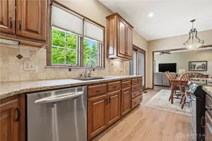 10161 Apple Springs Dr, Washington Twp, OH 45458 - Photo 24
