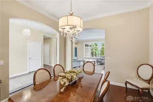 2370 Spring Rose Dr, Miami Township, OH 45459 - Photo 8