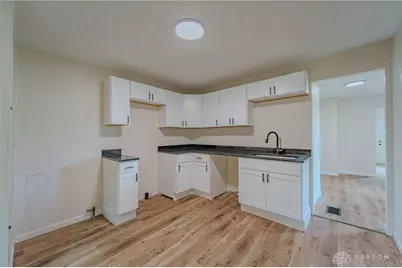 800 Linden Avenue, Dayton, OH 45410 - Photo 10