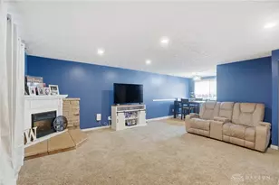 6629 Hubbard Dr, Huber Heights, OH 45424 - Photo 10