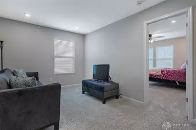 1128 Heathgate Way, Fairborn, OH 45324 - Photo 16
